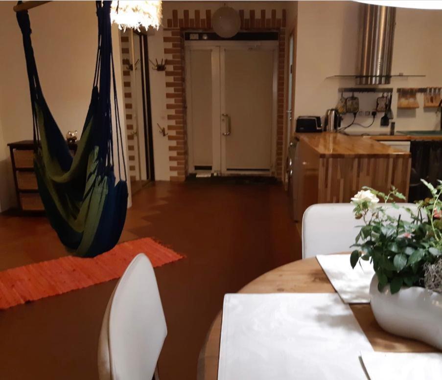 2 Story Studio Apartment Free Parking Included Riga Extérieur photo