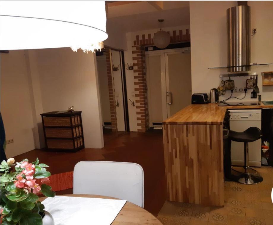 2 Story Studio Apartment Free Parking Included Riga Extérieur photo