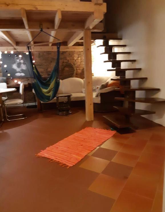 2 Story Studio Apartment Free Parking Included Riga Extérieur photo